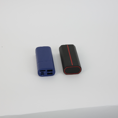 便攜式充電寶塑（sù）膠外殼