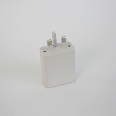 英(yīng)規電(diàn)源適配器塑膠外殼 英規(guī)電源適(shì)配器(qì)塑膠外殼